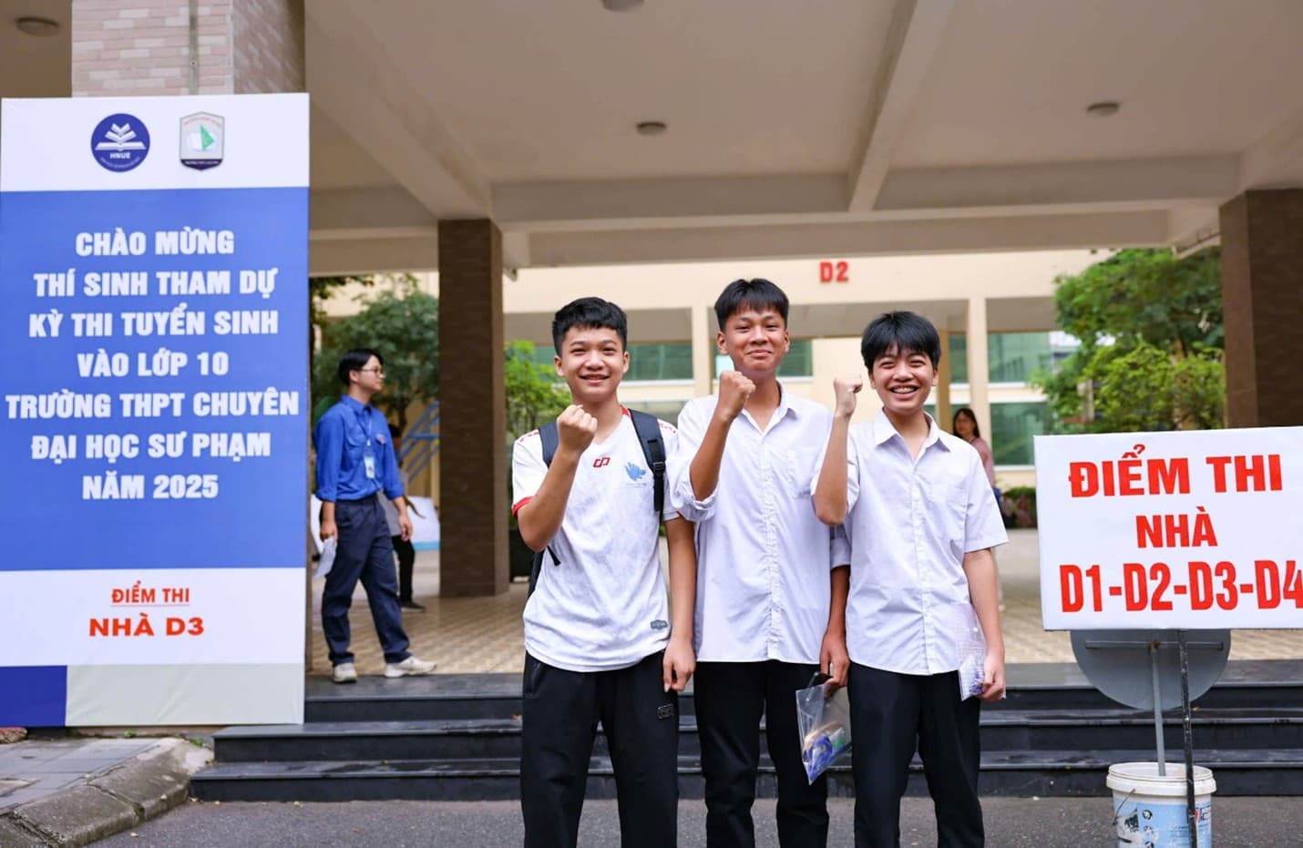 Kỳ thi tuyển sinh vào lớp 10 Trường THPT Chuyên ĐHSP năm 2025: Ghi nhận hơn 5.700 thí sinh tham dự