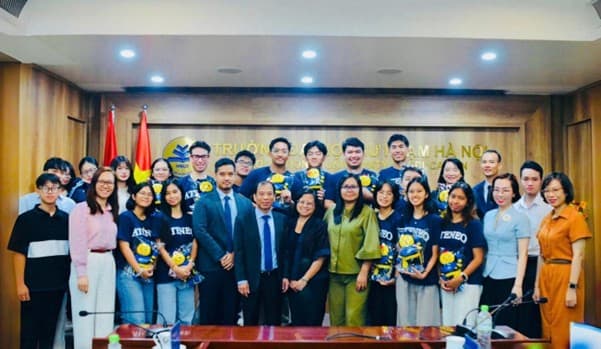 CHƯƠNG TRÌNH GIAO LƯU HỌC THUẬT GIỮA TRƯỜNG ĐẠI HỌC SƯ PHẠM HÀ NỘI VÀ ĐẠI HỌC ATENEO DE MANILA (PHILIPPINES)