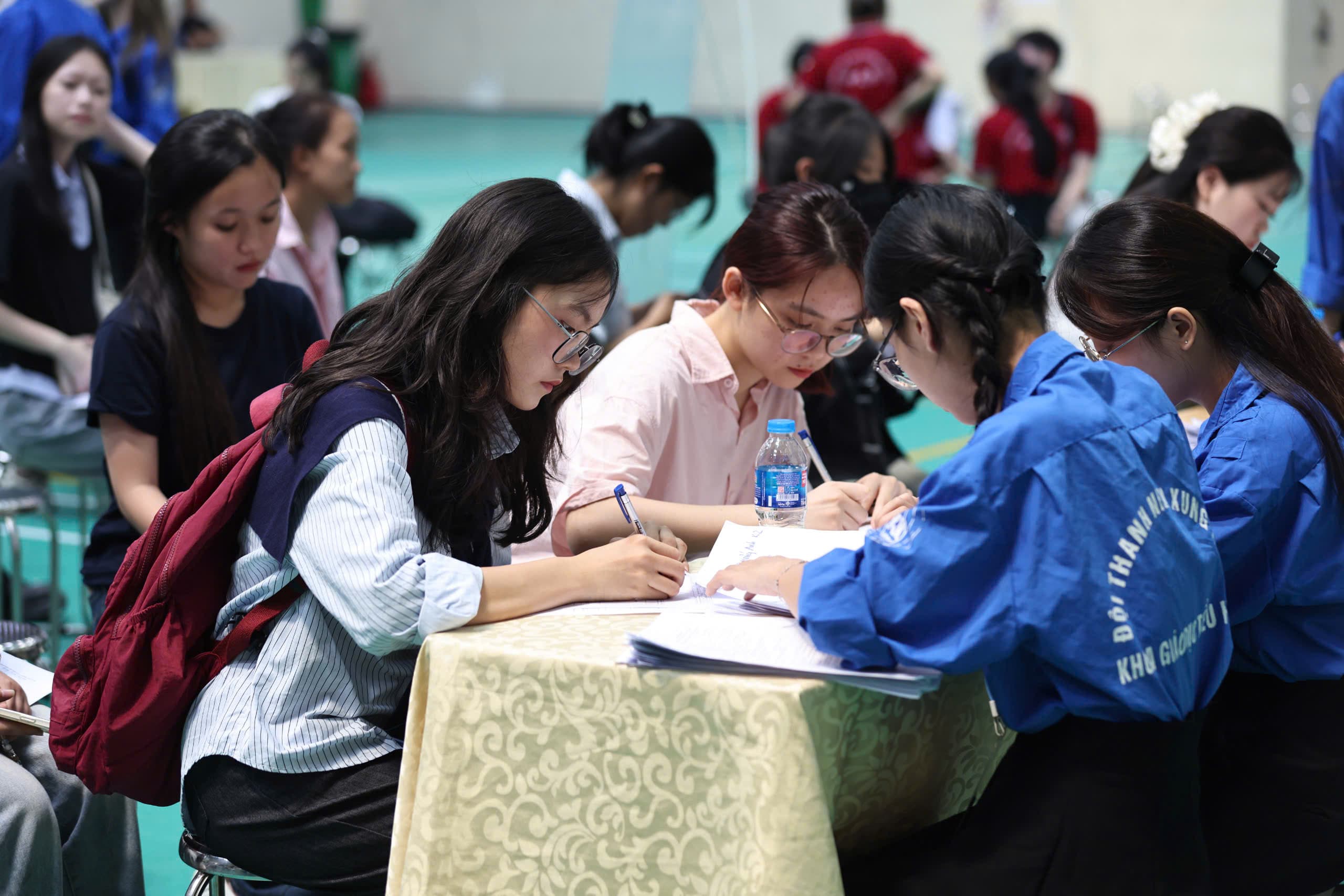 Trường Đại học Sư phạm Hà Nội tổ chức đón tân sinh viên K75 nhập học