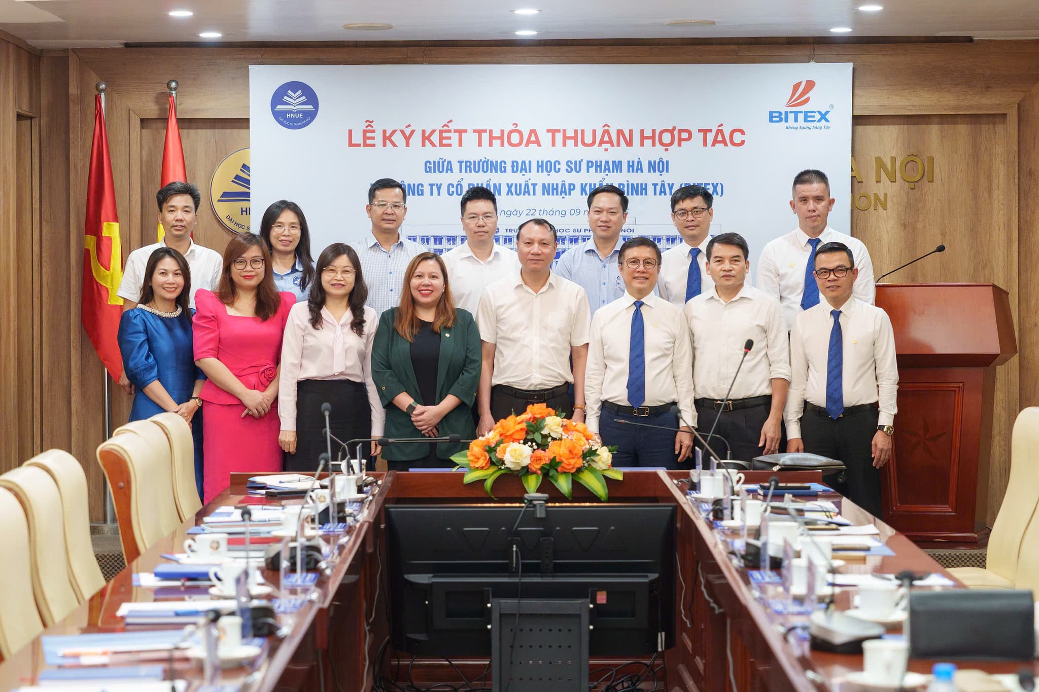 Lễ ký kết Thỏa thuận Hợp tác giữa Trường Đại học Sư phạm Hà Nội (HNUE) và Công ty Cổ phần xuất nhập khẩu Bình Tây (BITEX)
