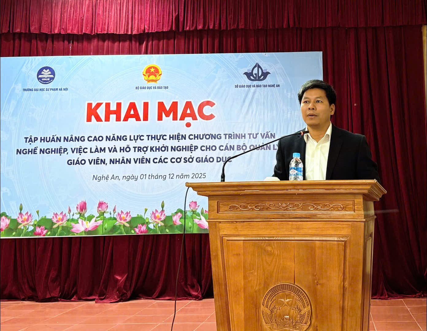 TẬP HUẤN NÂNG CAO NĂNG LỰC TƯ VẤN NGHỀ NGHIỆP VÀ HỖ TRỢ KHỞI NGHIỆP TẠI NGHỆ AN: "ĐÒN BẨY" GIÁO DỤC TRONG CÔNG TÁC GIẢM NGHÈO BỀN VỮNG